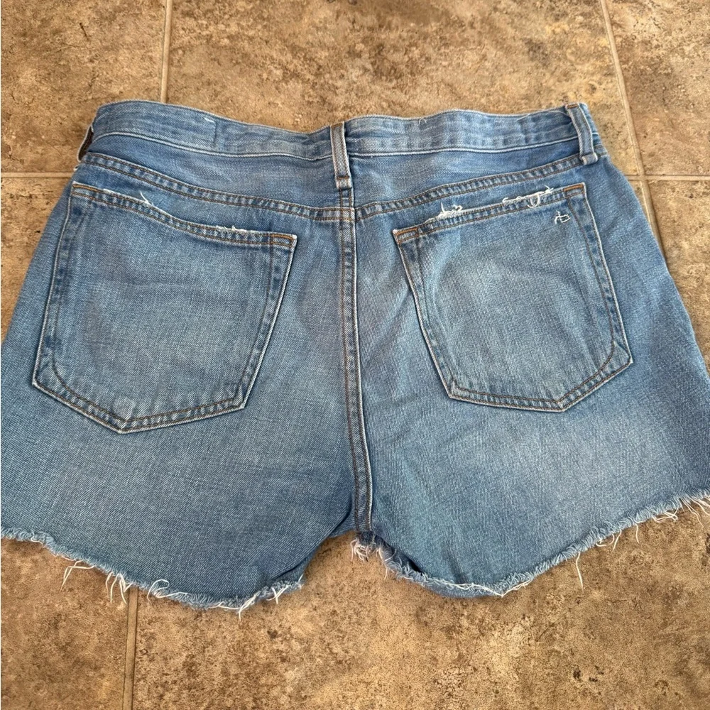 D women’s Rag & Bone Blue dre low rise Jean Shorts with Distressed Hem - Picture 4 of 8